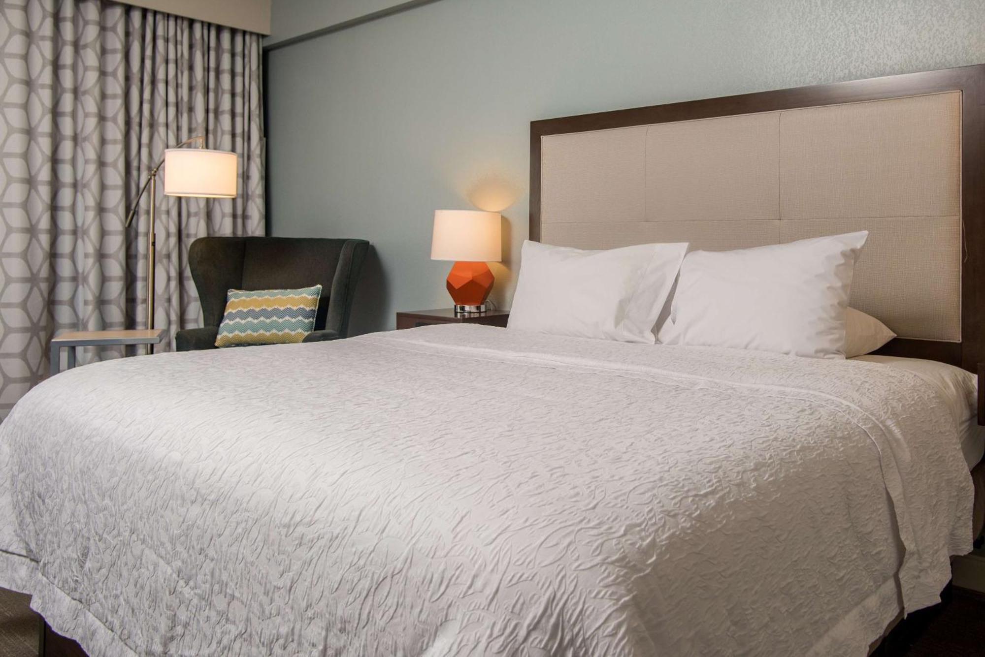 Hampton Inn Joplin Exteriör bild